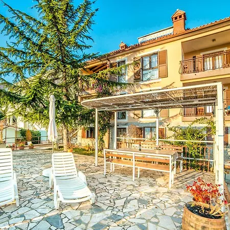 Apartman Lucano 1005 *