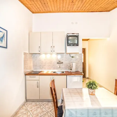 Lucano 1005 * Rabac